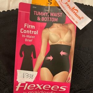 Flexees Black Hi-Waist Shapewear Brief Small NWT 2554 $45.